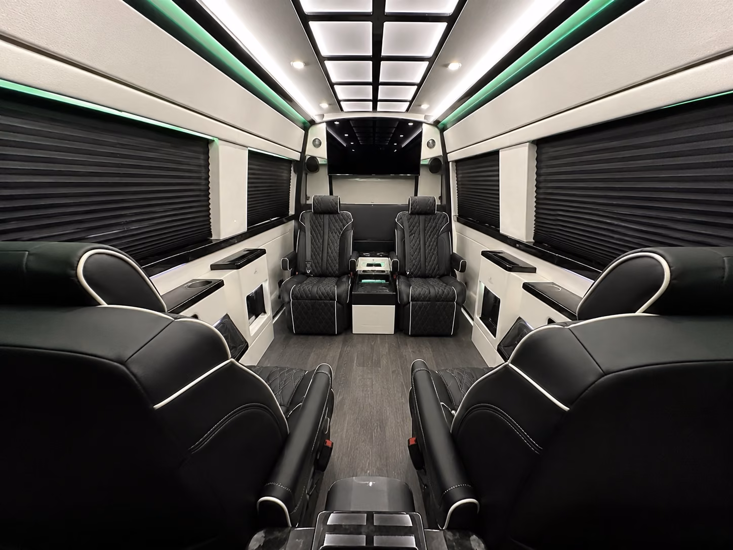 find the perfect transportation for your next airport transfer 2