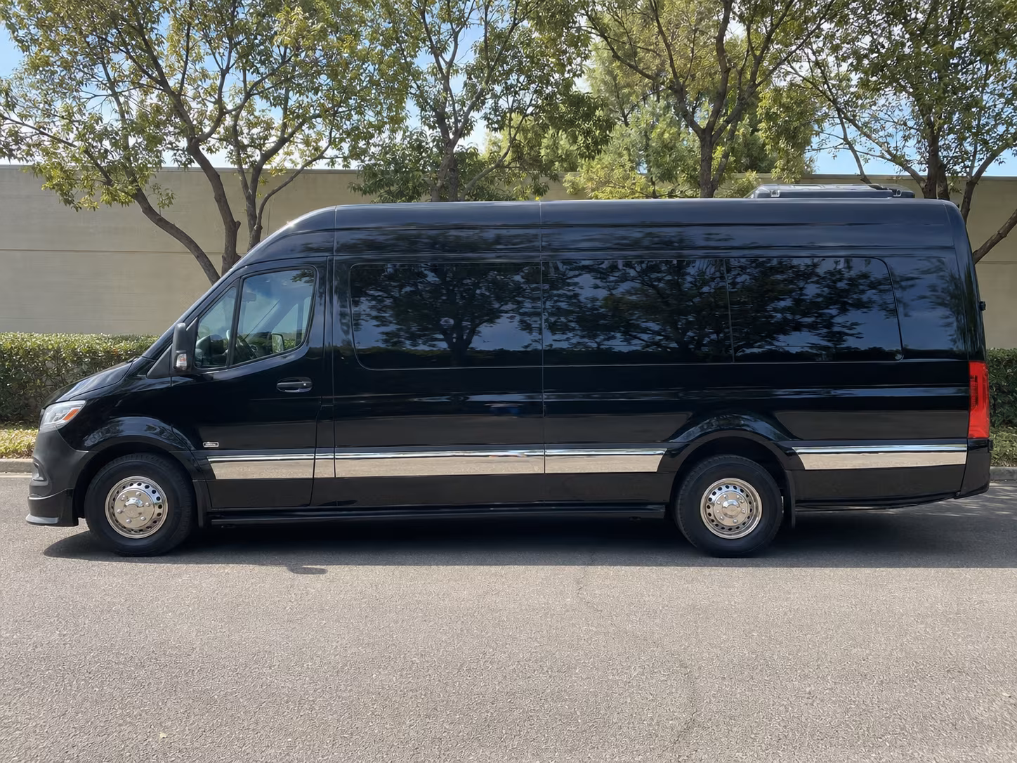 find the perfect transportation for your next private event 2