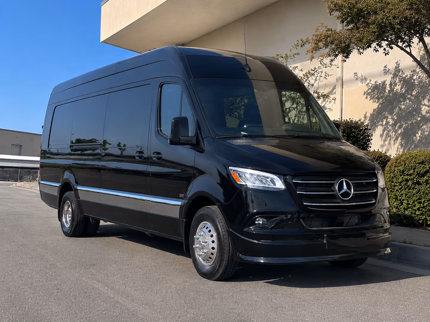 murrieta 15 passenger sprinter van