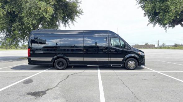 sprinter limousine murrieta